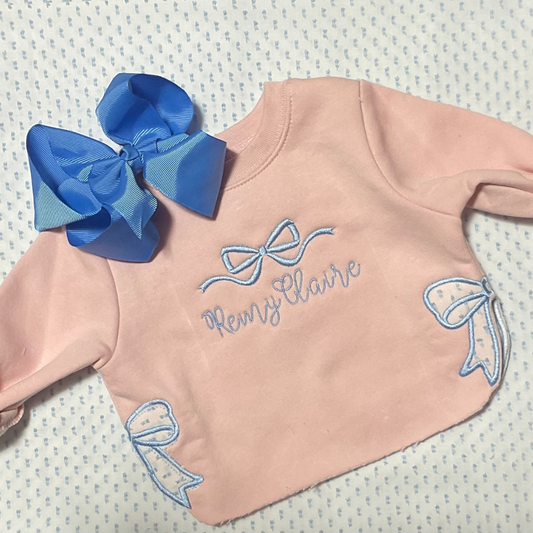 Sweatshirt with Appliqué Bows – Personalized & Playful