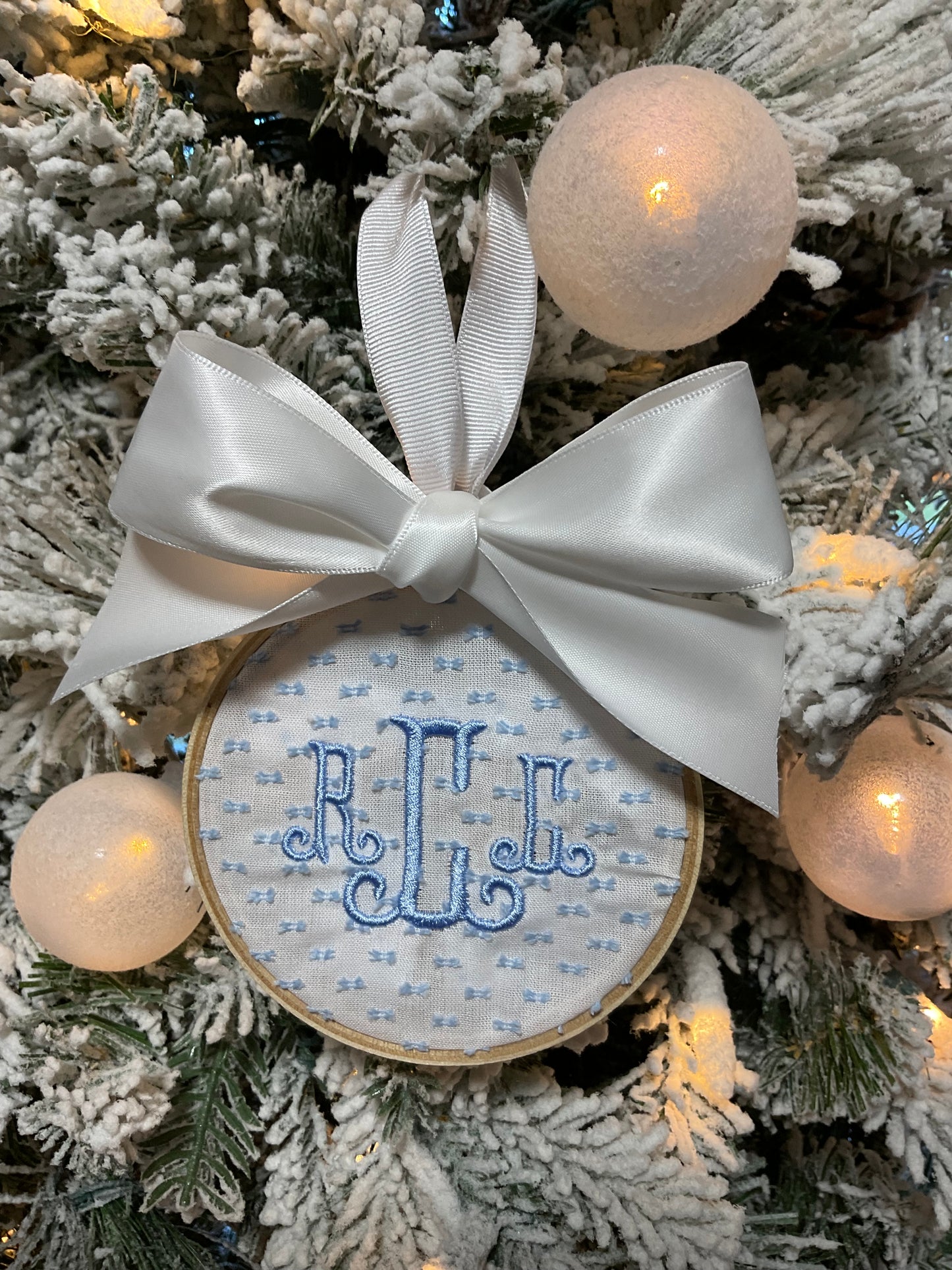 PERSONALIZED EMBROIDERY CHRISTMAS ORNAMENTS