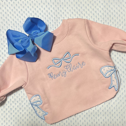 WOMENS SWEATSHIRT W/APPLIQUE BOW ON SIDES